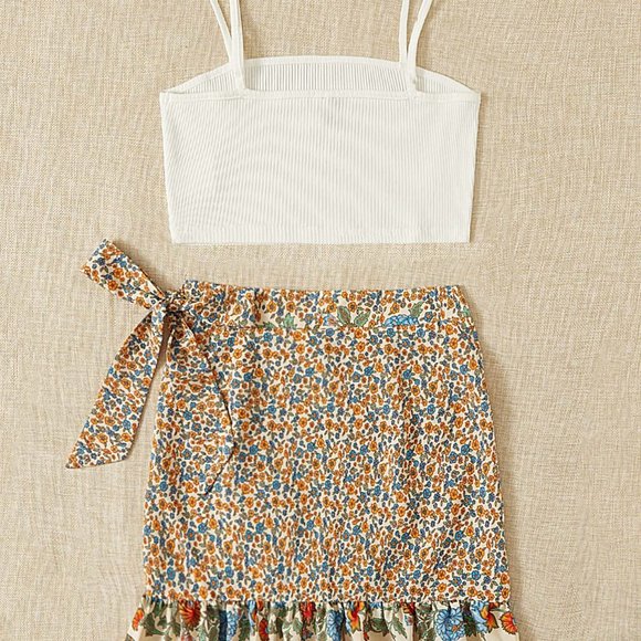 New 2pc set Rib Knit Cami Crop Top & Ditsy Floral Print Wrap Hem Skirt Set - Picture 5 of 5